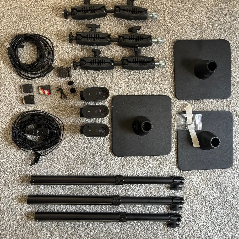 Logitech Mevo Equipment